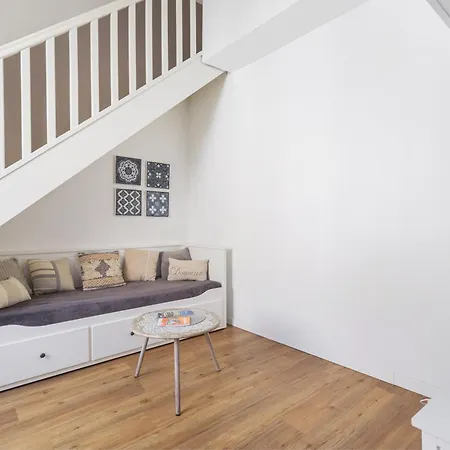 Appartement With Rooftop Terrace Narbonne