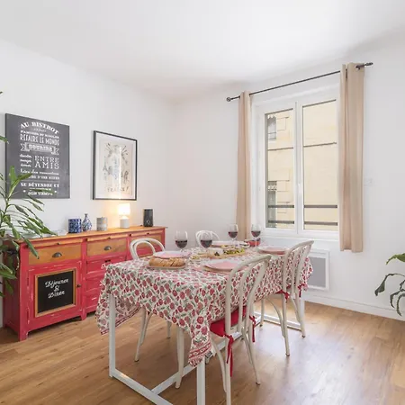 With Rooftop Terrace * Narbonne