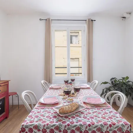 Appartement With Rooftop Terrace Narbonne