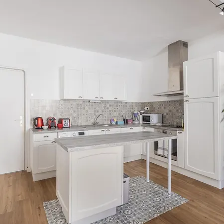 Apartman With Rooftop Terrace